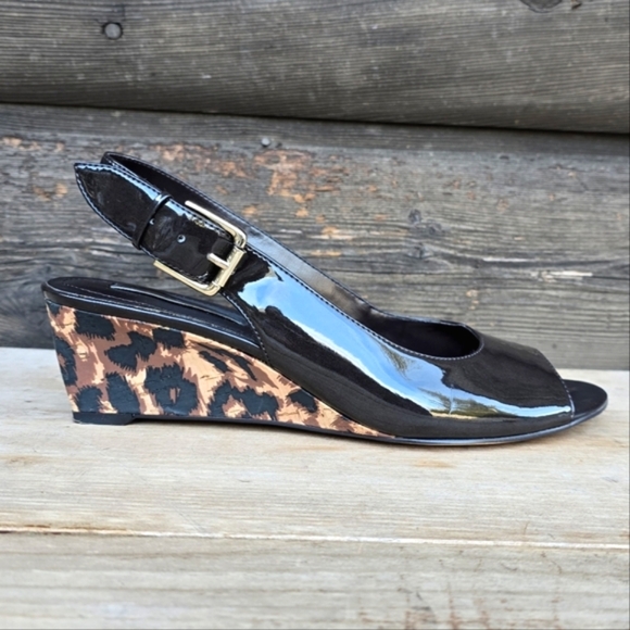 Bandolino NEW!! Rollup Dark Brown, Slingback, Peep Toe, Leopard Print Wedge 8M - Picture 1 of 14